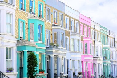 Notting Hill, Londra 'nın güzel ve renkli pastel evleri