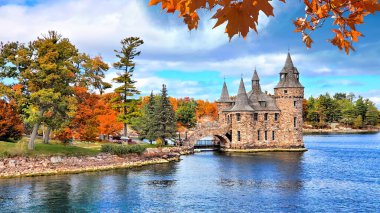 Castle on Heart Island during fall with autumn colors, Thousand Islands, New York state, USA clipart