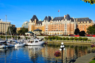 Güzel liman manzaralı yansımaları, Victoria, Vancouver Adası, Bc, Kanada