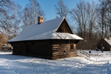 CHORZOW, POLAND - 15 Şubat 2021: Chorzow 'daki Yukarı Silezya Etnoğrafya Parkı.