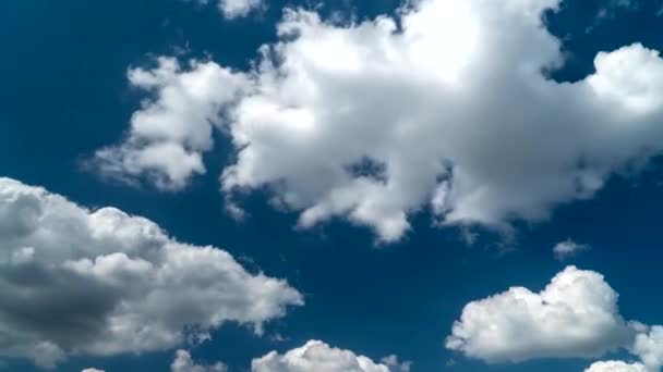 Ciel Bleu Avec Des Nuages Mouvement Timelapse — Video