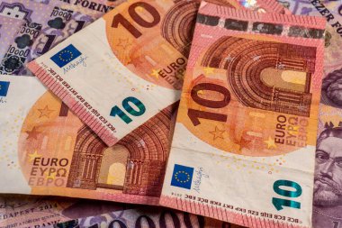 KATOWICE, POLAND- Haziran 01, 2022: banknotlar