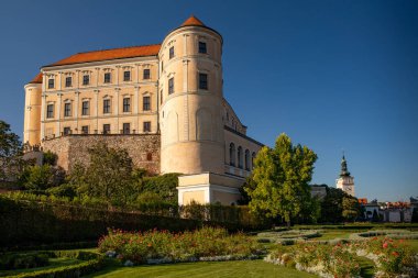 MIKULOV, CZECH Cumhuriyet - EPTEMBER 07; 2023: Mikulov Şatosu, Güney Moravya kalesi.