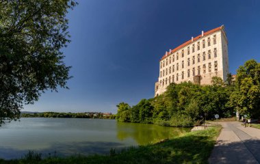 PLUMLOV, CZECH Cumhuriyet - Eylül 09; 2023: Plumlov Barok Sarayı.