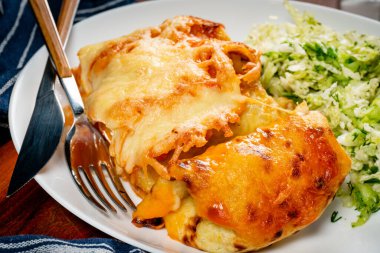 Peynirli krep, Pekin marullu..