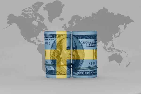 Ulusal Sveç Bayrağı Dolar Üzerinde Para Banknotu Gri Dünya Haritası — Stok fotoğraf