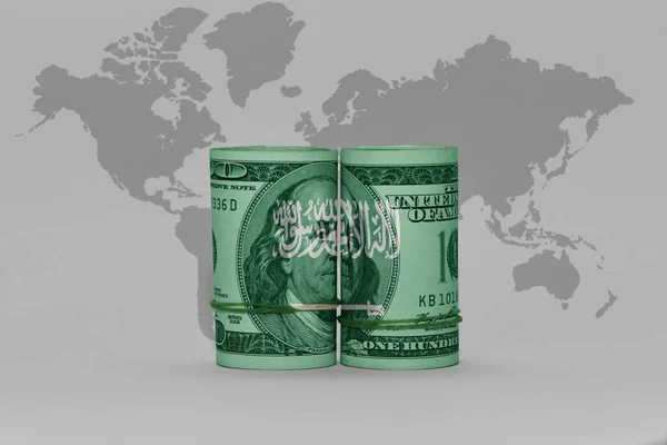 Flaga Narodowa Arabii Saudyjskiej Banknotze Pieniądza Dolara Szarej Mapie Świata — Zdjęcie stockowe