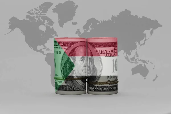 Dolar Üzerindeki Ulusal Sudan Bayrağı Gri Dünya Haritasındaki Banknot Arkaplan — Stok fotoğraf