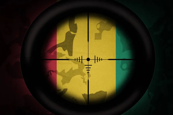 Sniper Scope Aimed National Flag Guinea Khaki Texture Background Military — Stock Photo, Image