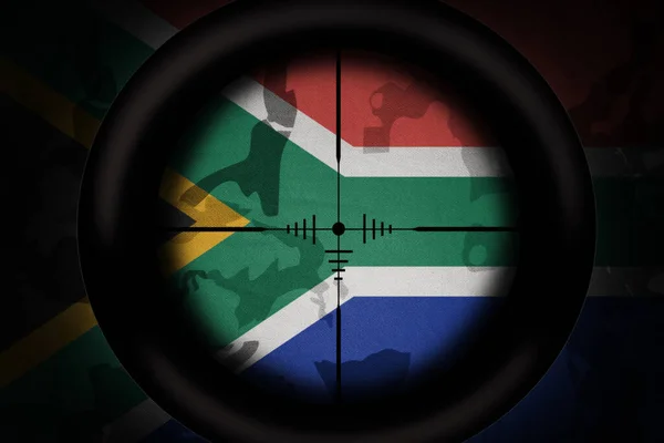 Keskin Nişancı Güney Afrika Nın Bayrağını Haki Desenli Arka Planda — Stok fotoğraf