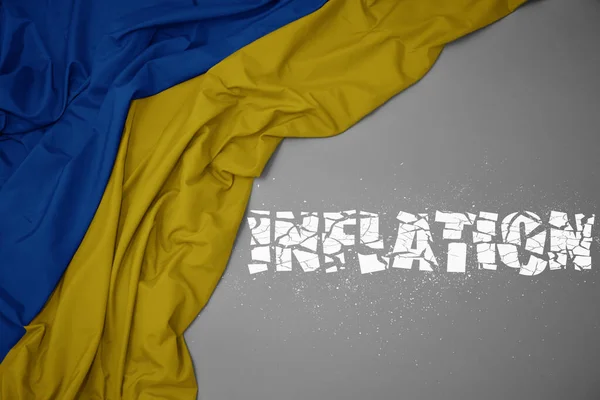 Ondeando Colorida Bandera Nacional Ucrania Sobre Fondo Gris Con Inflación —  Fotos de Stock