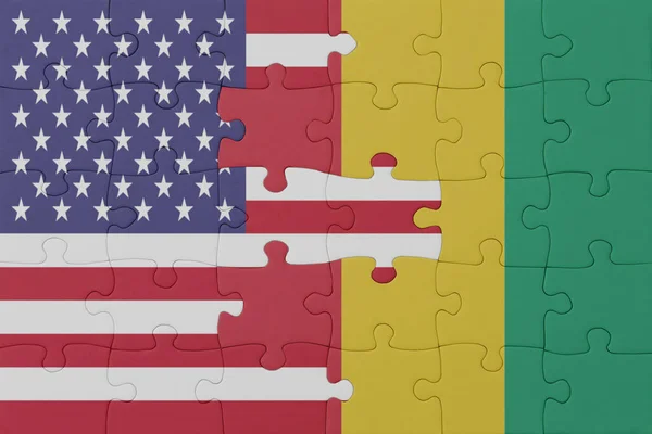 기니의 국기와 미합중국의 퍼즐이었습니다 매크로 — 스톡 사진