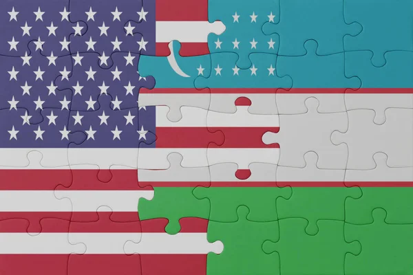 Özbekistan Amerika Birleşik Devletleri Nin Ulusal Bayrağıyla Bulmaca Makro Kavram — Stok fotoğraf