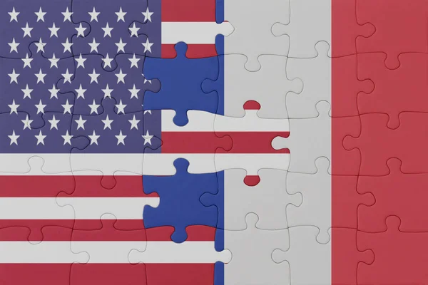 Puzzle Flagą Narodową Francji Stanów Zjednoczonych Ameryki Makro Koncepcja Ilustracja — Zdjęcie stockowe