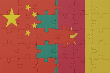 Ulusal fotoğraf makinesi ve Çin bayrağı bulmacası. Makro. Kavram. 3d illüstrasyon