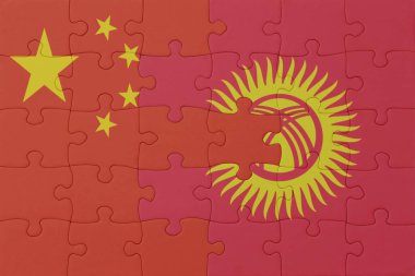 Kırgızistan ve Çin 'in ulusal bayrağıyla bulmaca. Makro. Kavram. 3d illüstrasyon