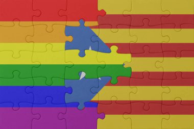 Gökkuşağı bayrağı eşcinsellik gururu ve katalonya bulmacası. Makro. Kavram. 3d illüstrasyon