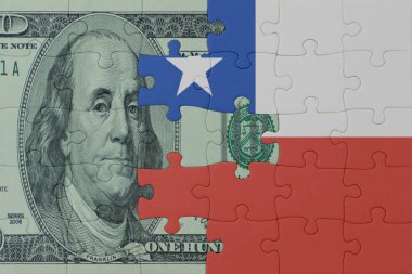 Ulusal Şili bayrağı ve dolar banknotları bulmacası. Makro. Kavram. 3d illüstrasyon