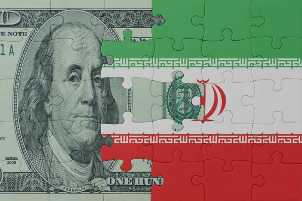 与虹膜国旗和美元钞票拼凑在一起 概念3D说明 — 图库照片