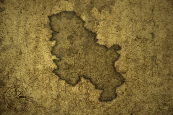 Eski Bir Çatlak Kağıt Arka Planında Sırp Haritası Illüstrasyon — Stok fotoğraf