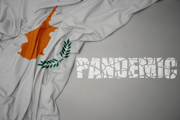Acenando Bandeira Nacional Colorida Cyprus Fundo Cinza Com Pandemia Texto — Fotografia de Stock