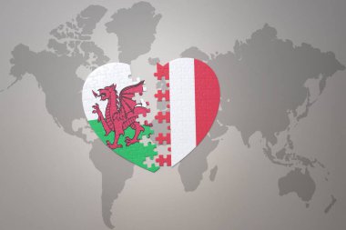 Peru ve Galler 'in ulusal bayrağıyla ilgili bir bulmaca kalbi dünya haritasının arka planında. 3B illüstrasyon