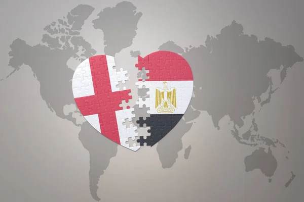 Puzzle Heart National Flag Egypt England World Map Background Concept — Stock Photo, Image