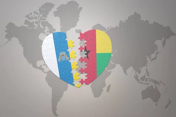 在世界地图的背景上 把几内亚 比索岛和金丝雀岛的国旗拼凑在一起 3D插图 — 图库照片