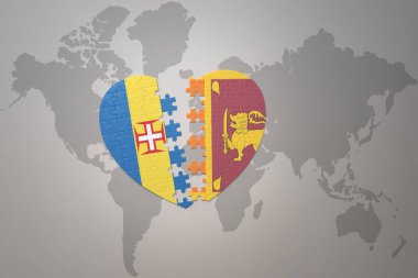 Sri Lanka ve Madeira 'nın ulusal bayrağını taşıyan bir yapboz kalbi dünya haritası arka planında. Kavram. 3B illüstrasyon