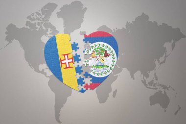 Dünya haritasının arka planında Belize ve Madeira 'nın ulusal bayrağı olan bir bulmaca kalbi. Kavram. 3B illüstrasyon