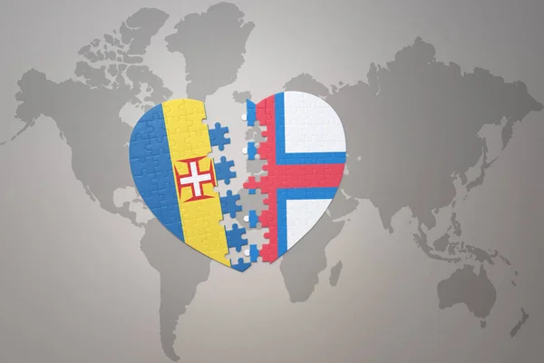在世界地图的背景上 与法罗群岛和马德拉国旗拼凑在一起 3D插图 — 图库照片