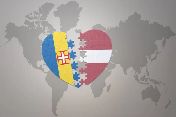 Coração Quebra Cabeça Com Bandeira Nacional Latvia Madeira Sobre Fundo — Fotografia de Stock