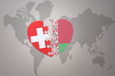 Belarus 'un ulusal bayrağını taşıyan bir yapboz kalbi ve bir dünya haritasına geçiş. 3B illüstrasyon