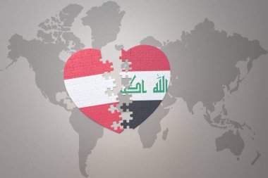 Irak ve Avusturya 'nın ulusal bayrağıyla ilgili bir bulmaca kalbi dünya haritasının arka planında. 3B illüstrasyon