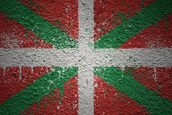 Colorido Pintado Grande Bandeira Nacional País Basco Uma Parede Rachada — Fotografia de Stock