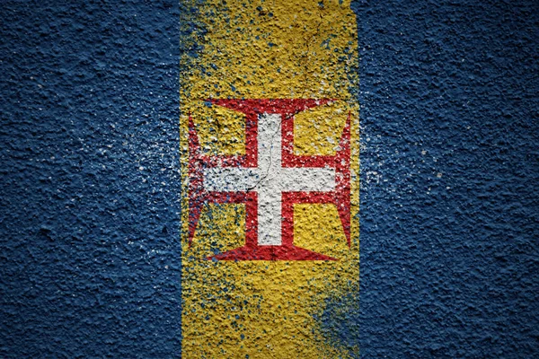Colorato Dipinto Grande Bandiera Nazionale Madeira Una Massiccia Vecchia Parete — Foto Stock