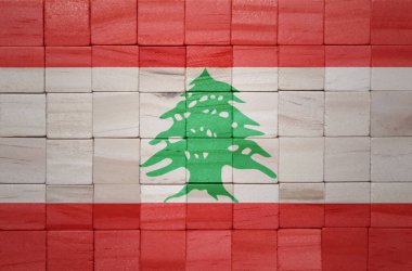 Tahta küp dokusuna renkli, büyük bir Lübnan bayrağı. 3d illüstrasyon