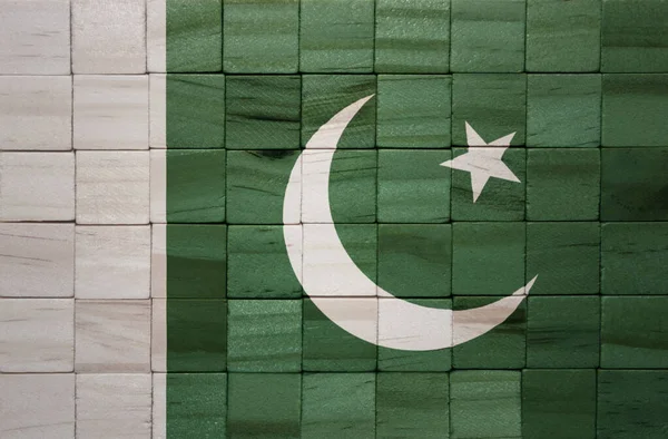 Ahşap Bir Küpler Dokusuna Renkli Büyük Bir Ulusal Pakistan Bayrağı — Stok fotoğraf
