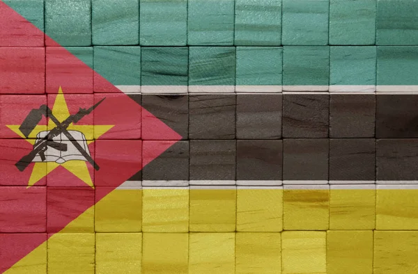 Colorido Pintado Grande Bandeira Nacional Moçambique Uma Textura Cubos Madeira — Fotografia de Stock