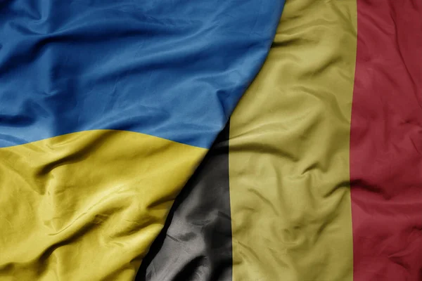 Gran Ondeando Bandera Nacional Colorida Ucrania Bandera Nacional Bélgica Macro —  Fotos de Stock