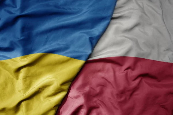 Grote Zwaaiende Nationale Vlag Van Ukraine Nationale Vlag Van Poland — Stockfoto