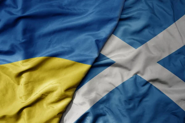 Gran Ondeando Bandera Nacional Colorida Ucrania Bandera Nacional Escocia Macro —  Fotos de Stock