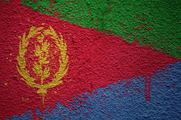 Colorido Pintado Grande Bandeira Nacional Eritrea Uma Parede Rachada Velha — Fotografia de Stock