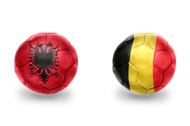 Belçika ve Arnavutluk 'un ulusal bayraklı gerçekçi futbol topları, futbol takımları. beyaz arkaplanda.