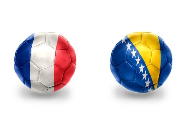 Fransa, Bosna ve Herzegovina ulusal bayraklı gerçekçi futbol topları, futbol takımları. beyaz arkaplanda.