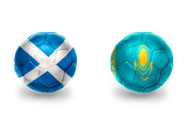 Ulusal Kazakistan, İskoçya ve futbol takımlarının bayrakları olan gerçekçi futbol topları. beyaz arkaplanda.
