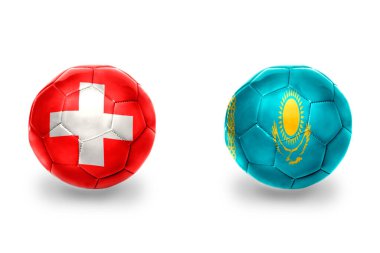 Ulusal Kazakistan ve İsviçre bayraklı gerçekçi futbol topları, futbol takımları. beyaz arkaplanda.