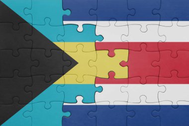 Kosta Rika 'nın renkli ulusal bayrağı ve Bahamalar bayrağıyla ilgili bulmacalar. konsept