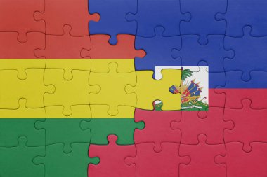 Haiti 'nin renkli ulusal bayrağı ve Bolivya bayrağı. konsept