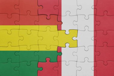 Peru 'nun renkli ulusal bayrağı ve Bolivya bayrağının bulmacası. konsept